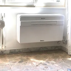 Questa Casa Non E Un Ciu-atr 9390-9 Apartamento Roma